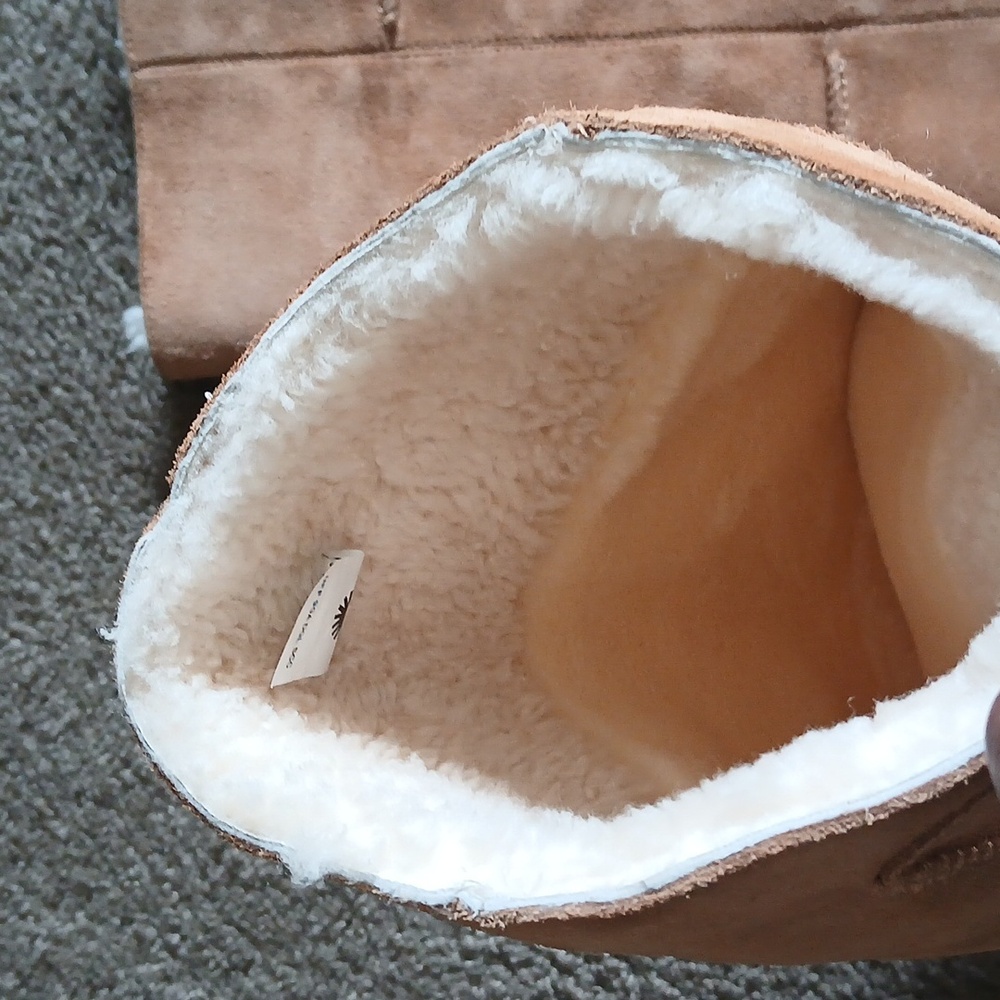 UGG PLATFORM BOOTS - Picture 4 of 8